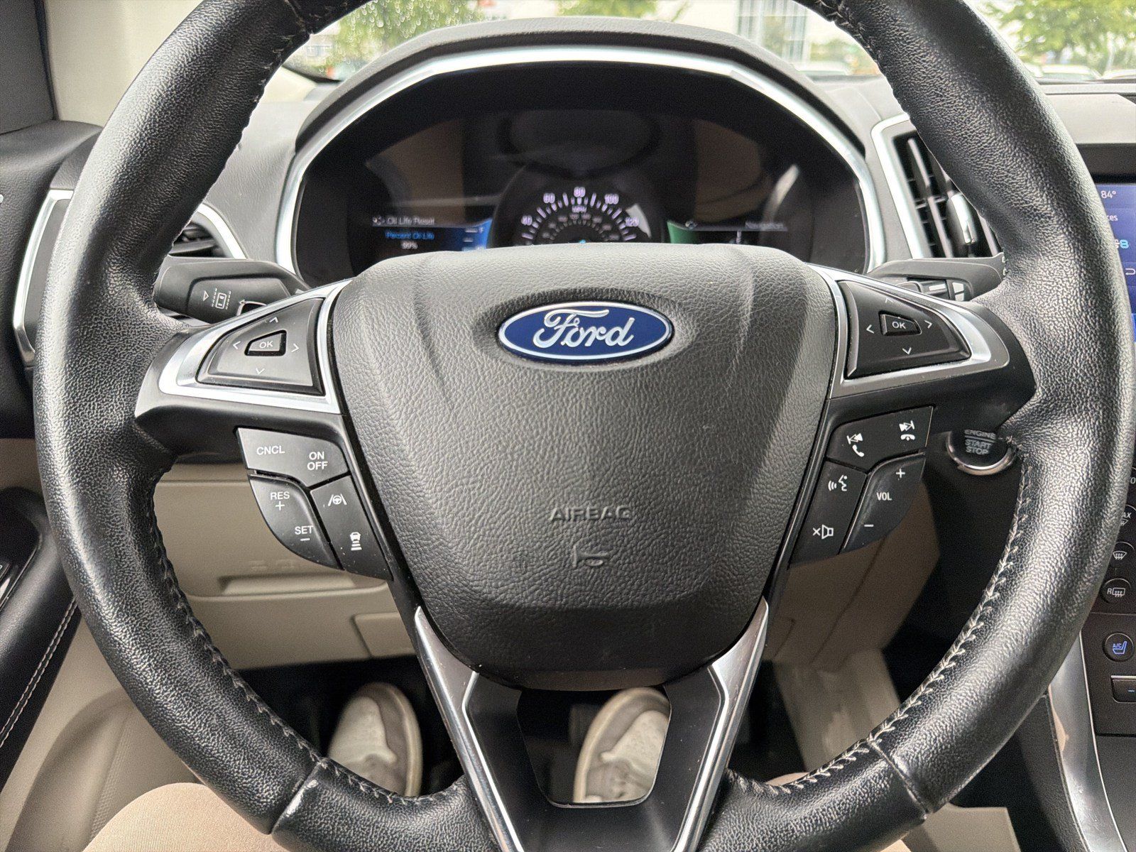 Used 2020 Ford Edge Titanium w/ Equipment Group 301A AWD/4WD image 25
