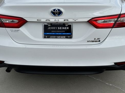 Used 2020 Toyota Camry LE image 13