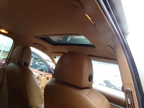 Used 2005 Porsche Cayenne S image 38