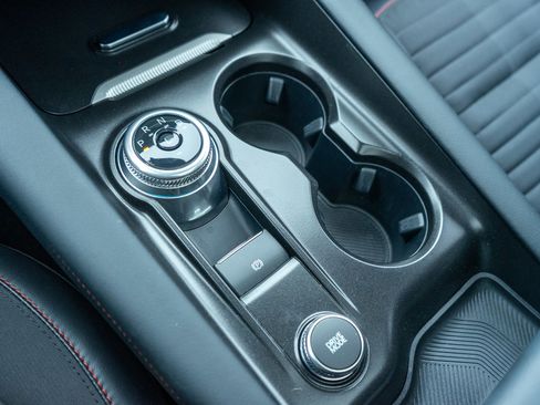 Used 2025 Ford Explorer ST-Line w/ Premium Package image 22