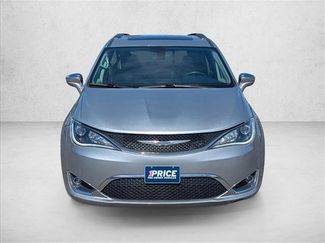Used 2019 Chrysler Pacifica Limited FWD video 2