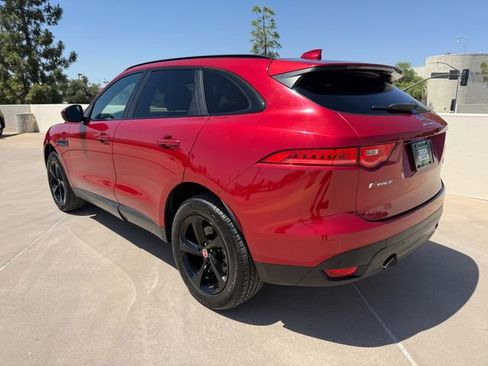 Used 2019 Jaguar F-PACE Premium image 6