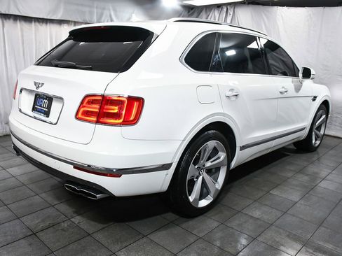 Used 2019 Bentley Bentayga AWD/4WD image 6