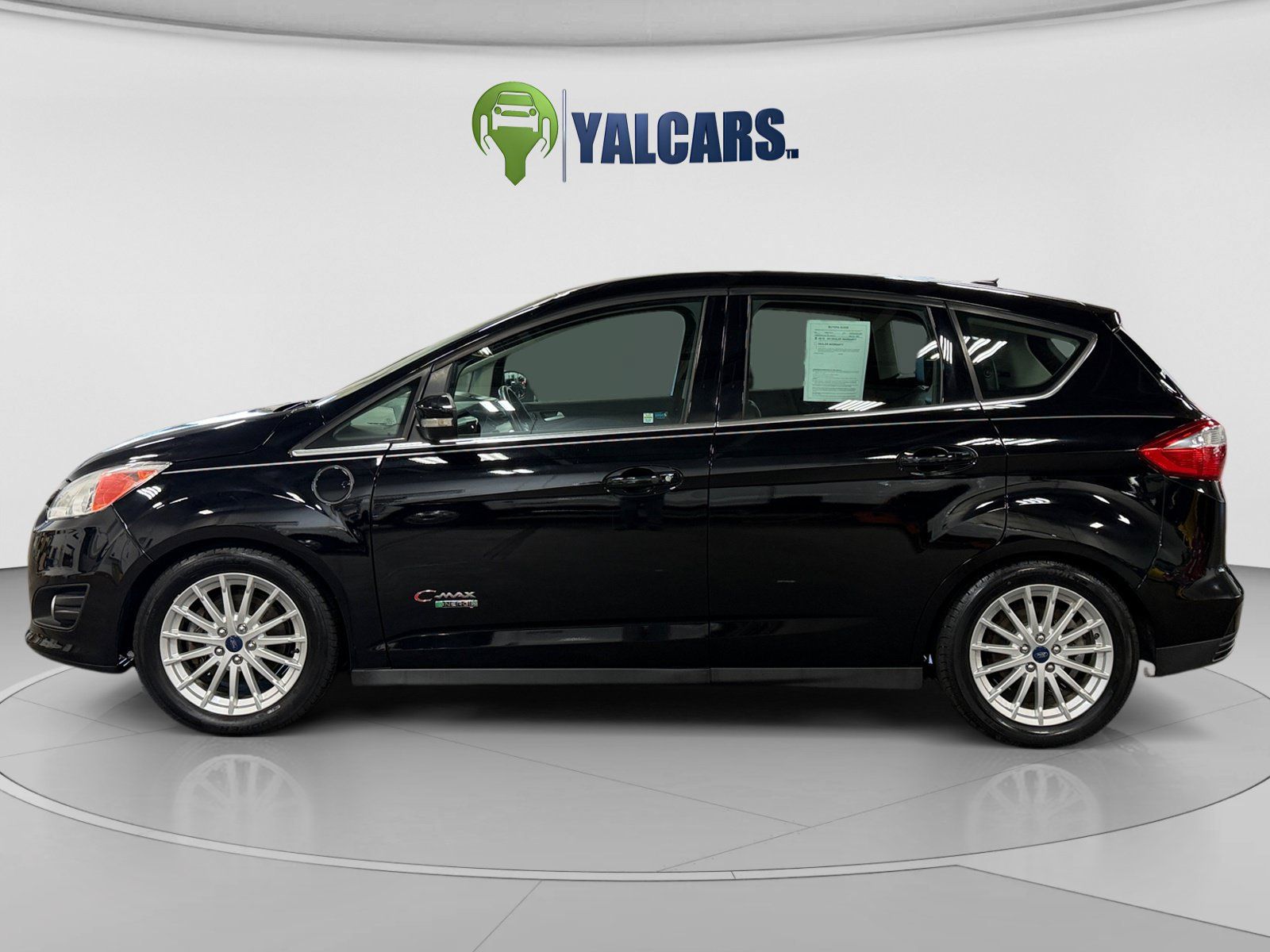 Used 2016 Ford C-MAX Energi SEL w/ Equipment Group 302A FWD image 2
