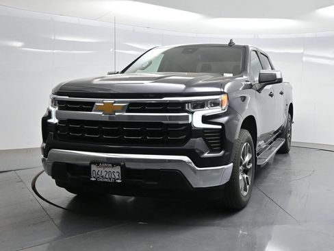 Used 2022 Chevrolet Silverado 1500 LT RWD image 34