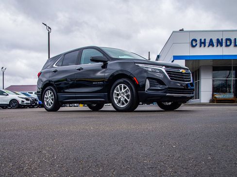 Used 2023 Chevrolet Equinox LT FWD image 9