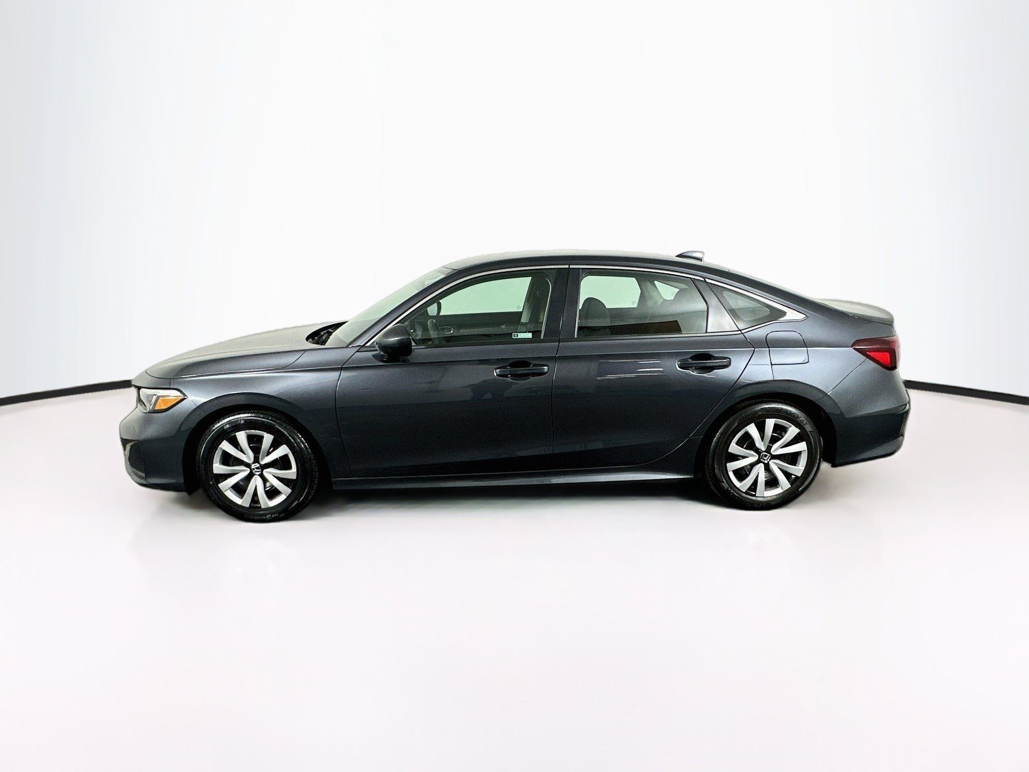 Used 2025 Honda Civic LX image 4