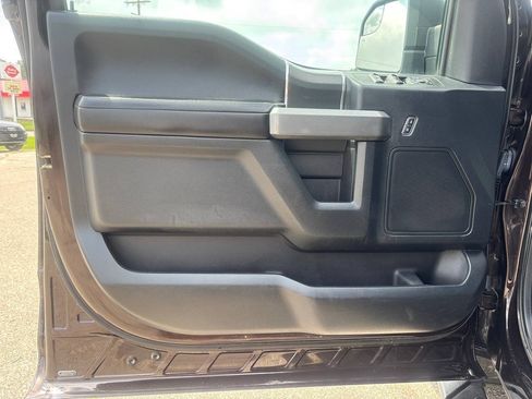 Used 2018 Ford F150 XLT w/ Equipment Group 302A Luxury AWD/4WD image 13