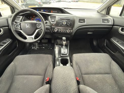 Used 2013 Honda Civic LX image 3