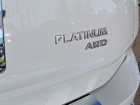 Certified 2024 Nissan Rogue Platinum image 13
