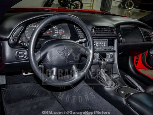 Used 1997 Chevrolet Corvette Coupe w/ Roof Pkg image 87