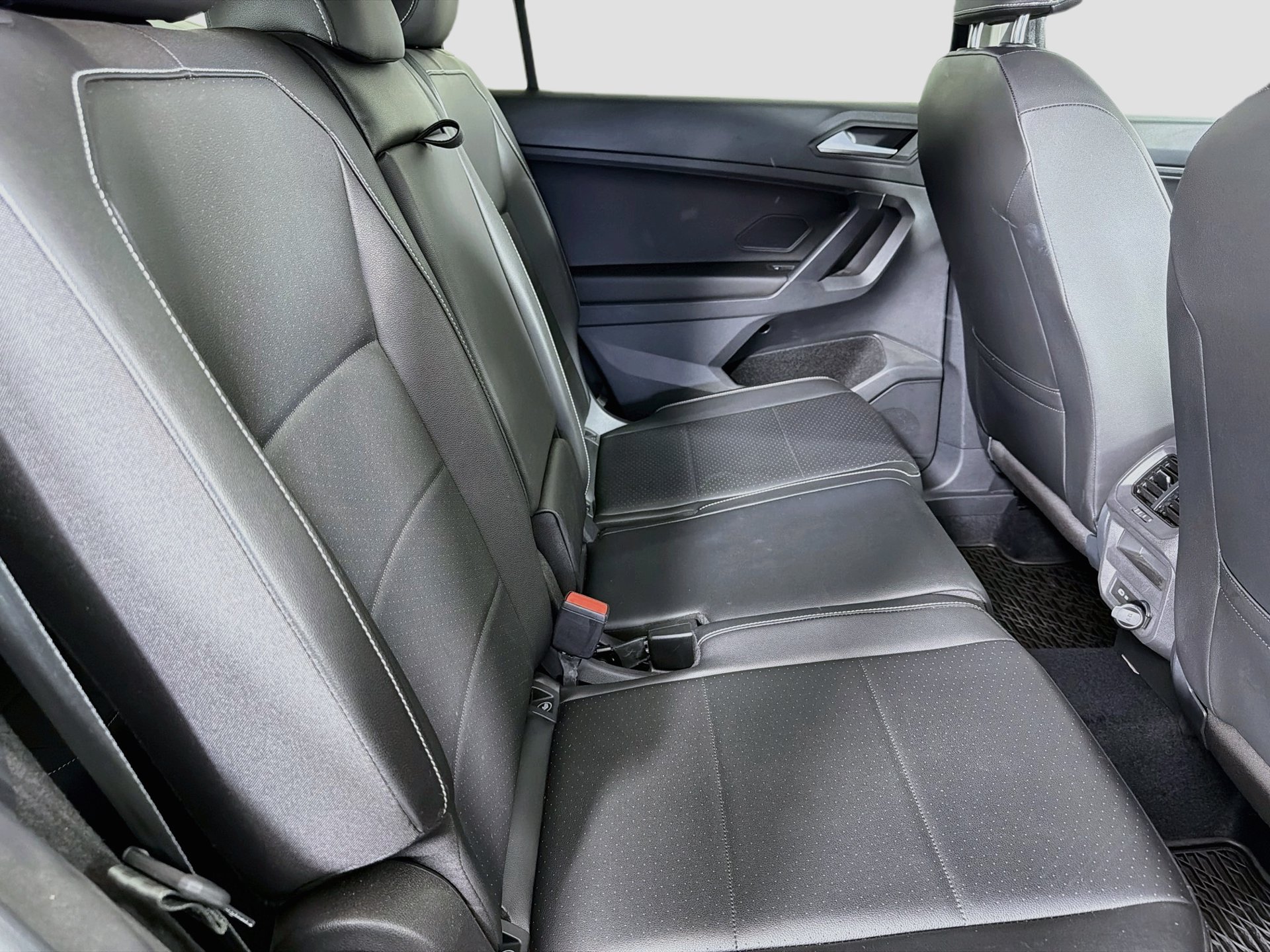 Certified 2021 Volkswagen Tiguan SE FWD image 27