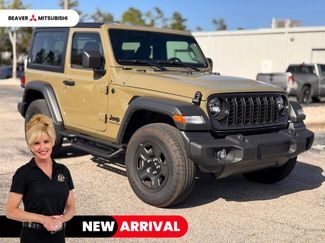 Used 2025 Jeep Wrangler Sport video 1