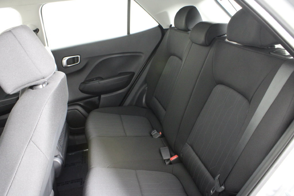 Certified 2026 Hyundai Venue SE FWD image 21