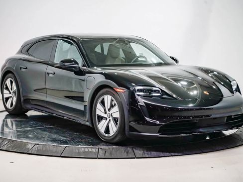 Used 2023 Porsche Taycan 4 Cross Turismo image 5