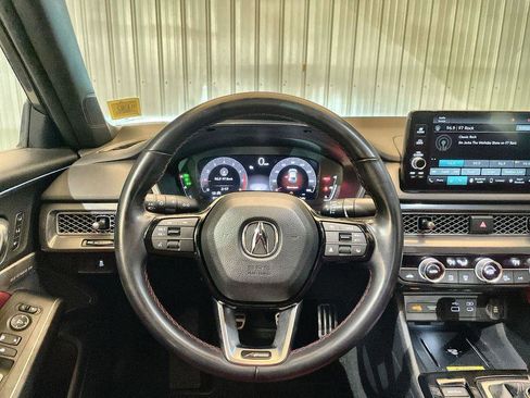 Used 2023 Acura Integra A-Spec image 11