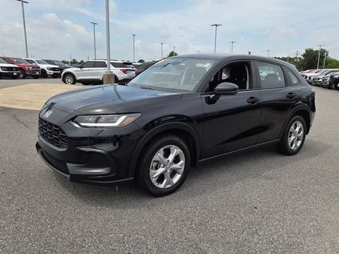 Used 2024 Honda HR-V LX image 3