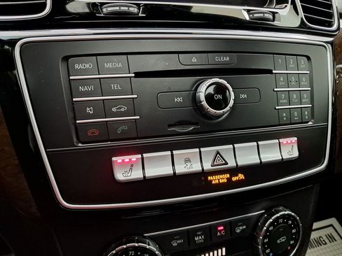 Used 2016 Mercedes-Benz GLE 350 4MATIC SUV Premium image 28