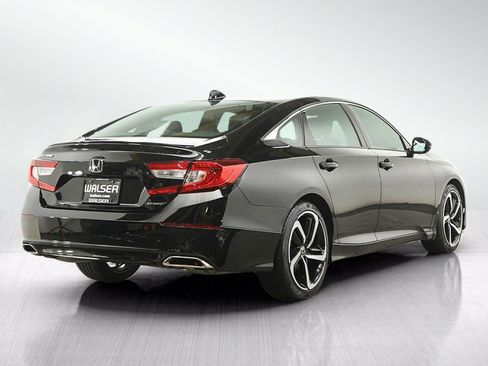 Used 2019 Honda Accord Sport image 5