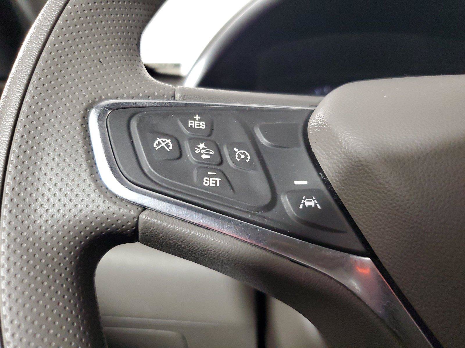 Used 2025 Chevrolet Malibu LT FWD image 24