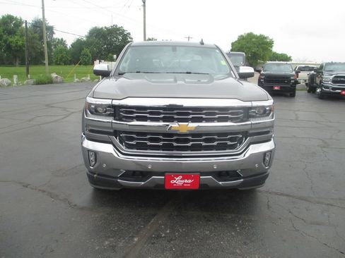 Used 2017 Chevrolet Silverado 1500 LTZ w/ Sport Package AWD/4WD image 13