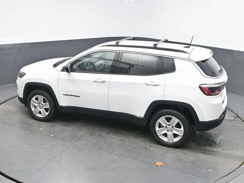 Used 2022 Jeep Compass Latitude image 29