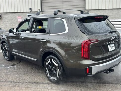 Used 2024 Kia Telluride S w/ S Sunroof Package image 10
