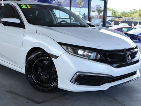 Used 2021 Honda Civic LX image 2