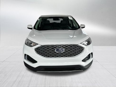Used 2024 Ford Edge SEL AWD/4WD image 2