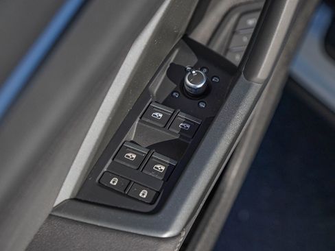 Certified 2025 Audi Q3 2.0T Premium w/ Convenience Package image 23