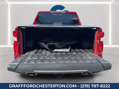 Used 2024 Chevrolet Silverado 1500 High Country w/ High Country Premium Package AWD/4WD image 16