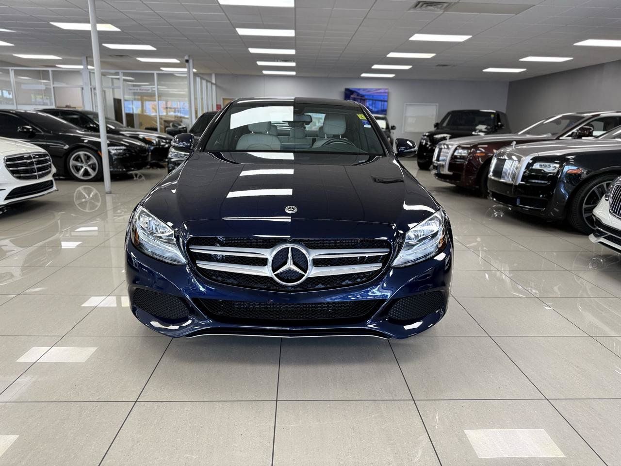 Used 2018 Mercedes-Benz C 300 Sedan w/ Multimedia Package image 4