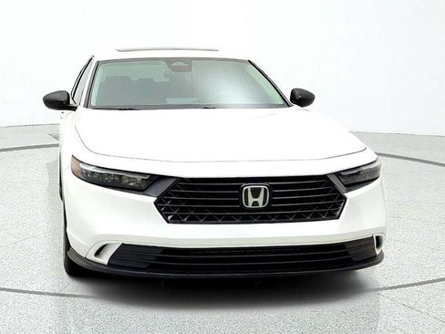 Used 2024 Honda Accord EX image 2