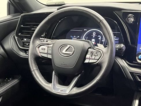 Certified 2025 Lexus TX 500h AWD w/ Technology Package image 15