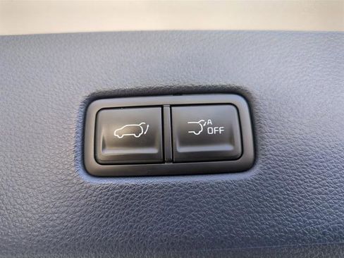 Used 2025 Kia Carnival SX Prestige image 47