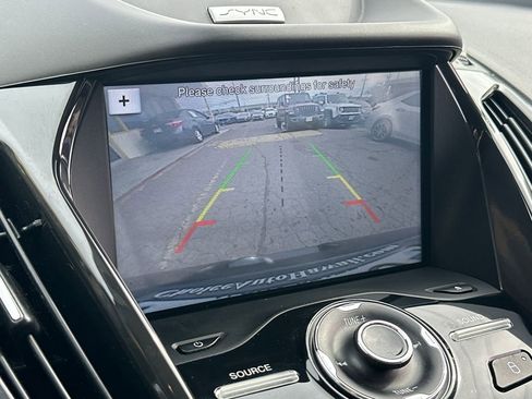 Used 2016 Ford Escape Titanium image 17