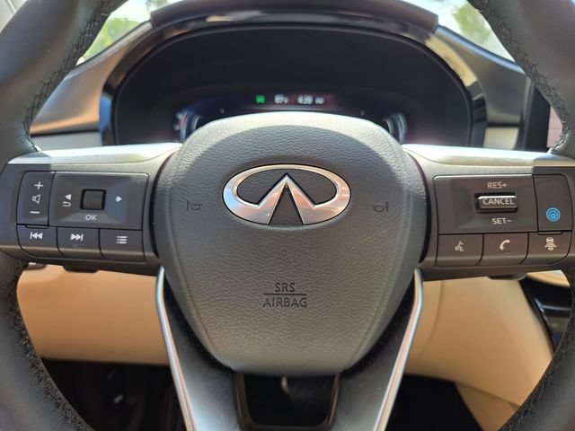 Used 2025 INFINITI QX60 Luxe w/ Vision Package FWD image 34