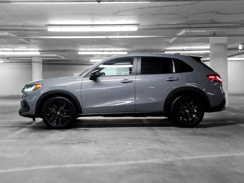 Used 2025 Honda HR-V Sport image 14