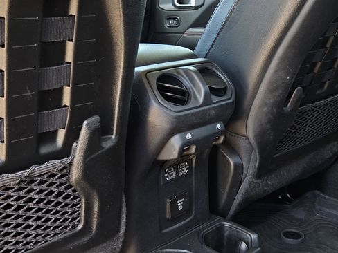 Used 2021 Jeep Gladiator Rubicon w/ Trailer Tow Package image 28