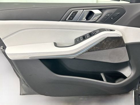 Certified 2026 BMW X5 sDrive40i w/ Climate Comfort Package image 23