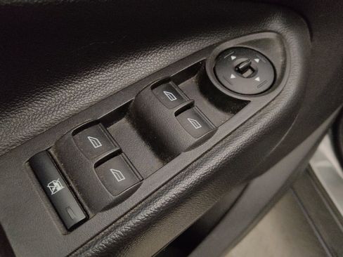 Used 2016 Ford Escape SE w/ Equipment Group 201A image 27