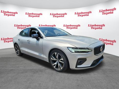 Used 2024 Volvo S60 B5 Core AWD/4WD image 17