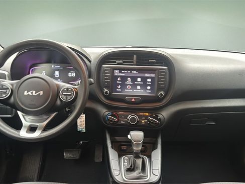 Used 2023 Kia Soul LX w/ Option Group 015 image 18