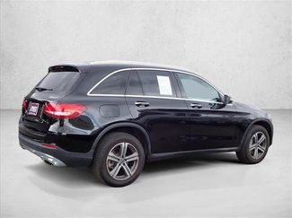 Used 2018 Mercedes-Benz GLC 300 4MATIC video 4