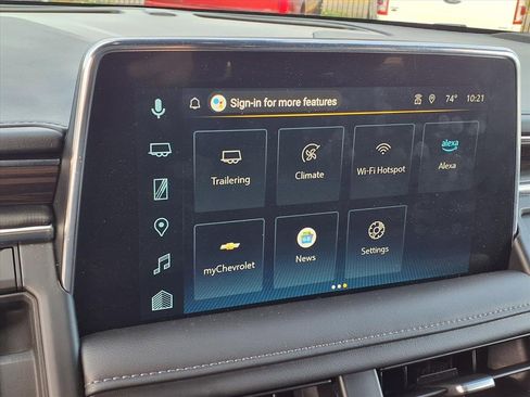 Used 2023 Chevrolet Suburban LT image 34