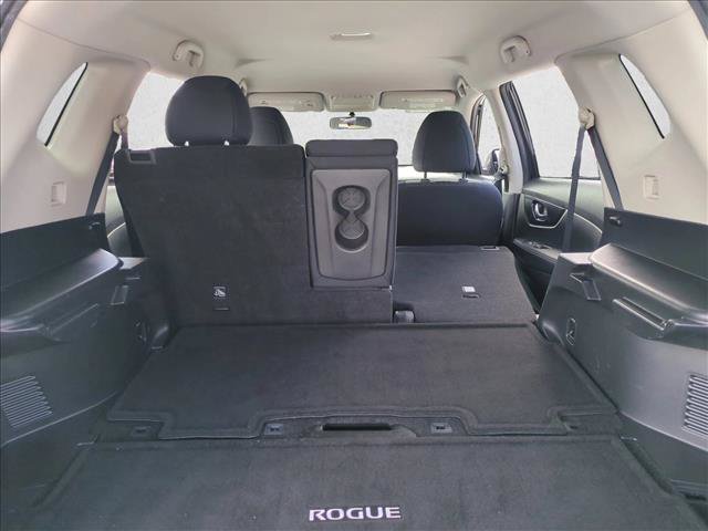 Used 2017 Nissan Rogue S FWD image 7