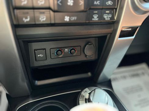 Used 2020 Toyota 4Runner Limited image 29