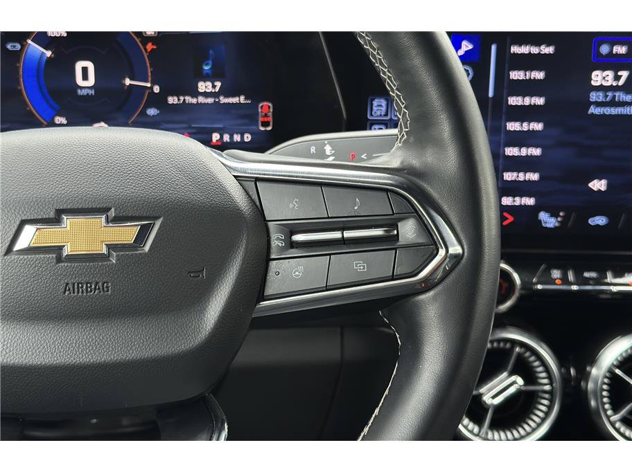 Used 2024 Chevrolet Blazer EV LT AWD/4WD image 28
