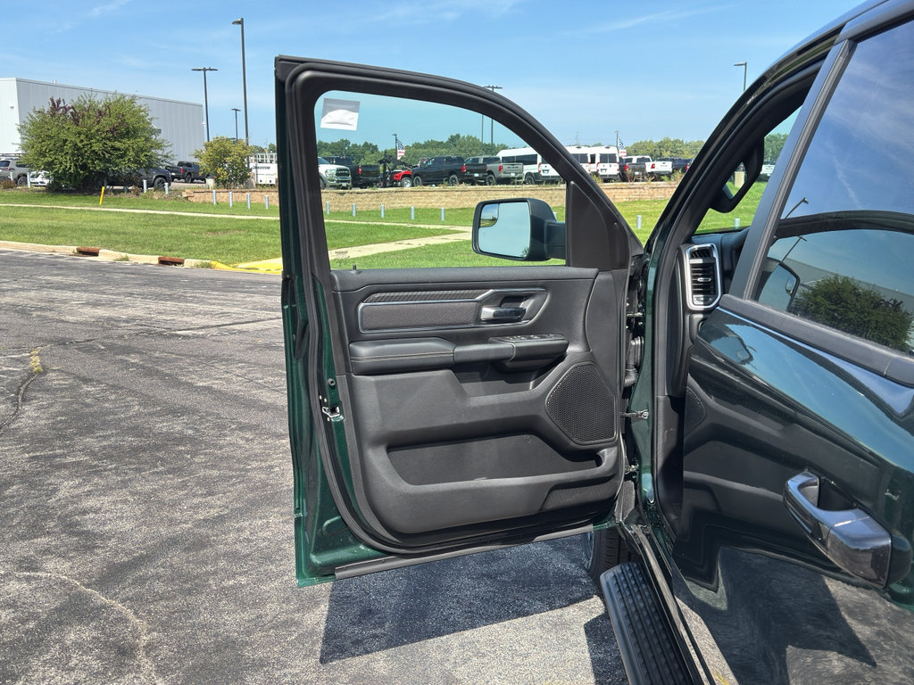 New 2026 RAM 1500 Big Horn AWD/4WD image 10