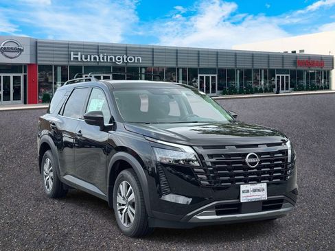 New 2026 Nissan Pathfinder SL AWD/4WD image 2